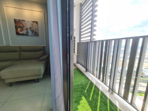 I-City 2R,2B, FREE Wifi & 50inch SmartTV fit 1-9pax